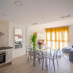 New Centro De Con Parking Apartamento
